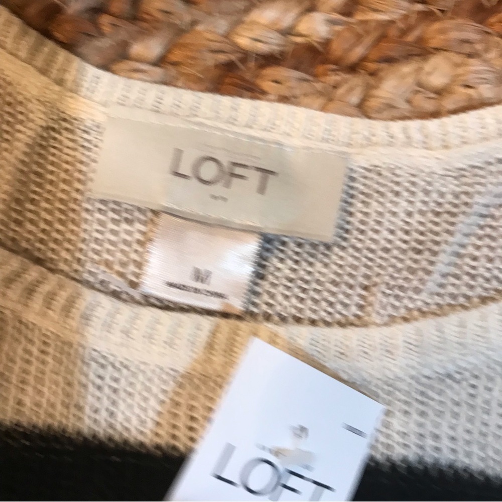 ▪️Ann Taylor LOFT Knit Tank Top - Picture 6 of 7